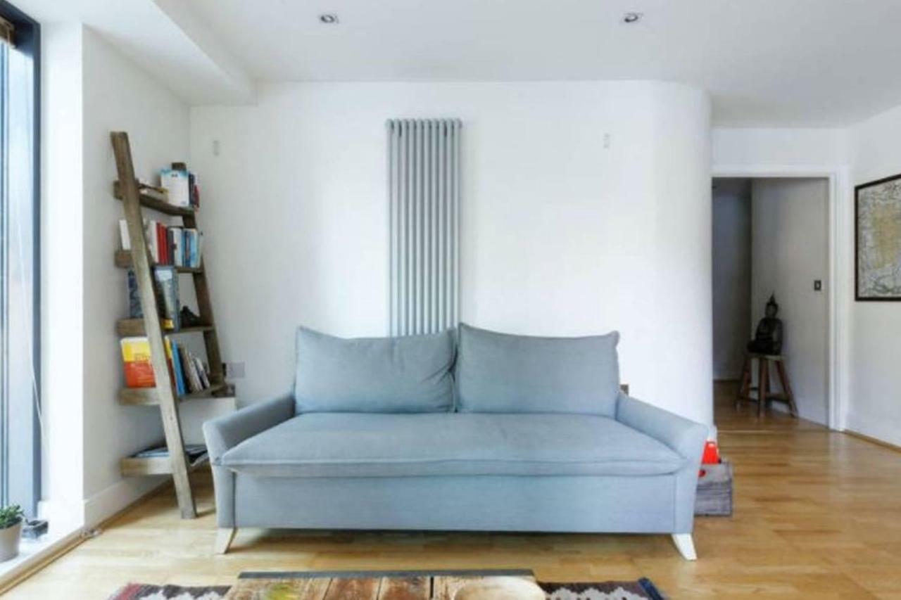 Peaceful Modern 2 Bedroom Flat With Water Views London Luaran gambar